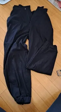 ブラックパンツ EN22AWPT02 サイズ36