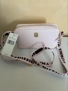 Tommy HILFIGERピンク ショルダーバッグ 合成皮革