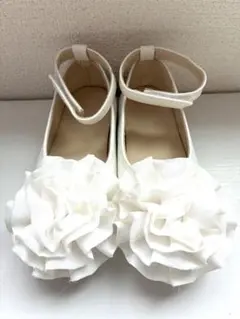 キッズ フォーマルシューズ 16cm ホワイト フラワー付き ストラップシューズ