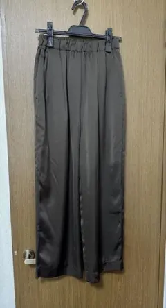 ユナイテッドアローズ グリーンレーベルリラクシング 36サイズ サテンパンツ