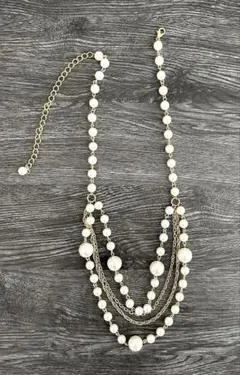 パールとチェーンのネックレス