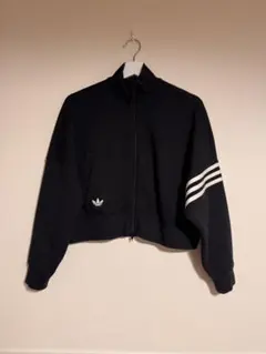2025年最新】adidas クロップ ジャージの人気アイテム - メルカリ