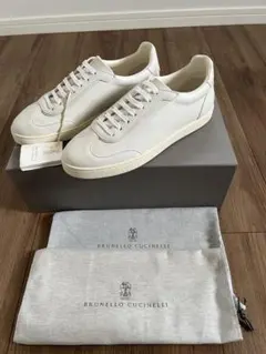 新品未使用 BRUNELLO CUCINELLI ディアスキンレザースニーカーのサムネイル