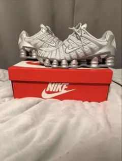 NIKE SHOX TL 28.0cm シルバー　箱付き
