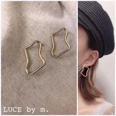 16 再再再販 チタンピアス いびつ ゴールド 変形 フープ シンプル 小ぶり
