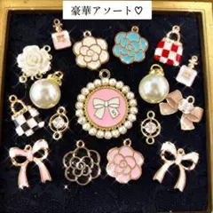 豪華アソートBIGパールリボンpinkレアチャームゴールド