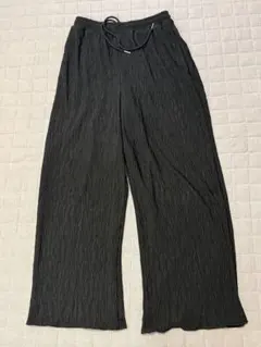 ローリーズファーム　プリーツパンツ