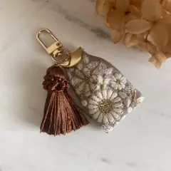 【インド刺繍リボン】 バッグチャーム　キーホルダー　キーリング