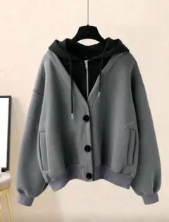 グレーパーカーグレー