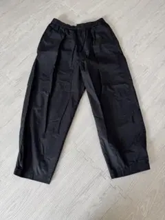 ユニクロパラシュートクロップドパンツ