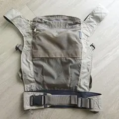 モンベル 抱っこひも ベージュ 新品・未使用のサムネイル