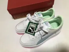 PUMA プーマ レディース 厚底スニーカー ホワイト/ターコイズ 24.5cm