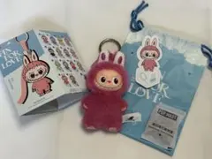 POP MART PIN FOR LOVE イニシャル ラブブ【正規品】Q q