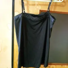 黒いビジュー付きタンクトップ4L
