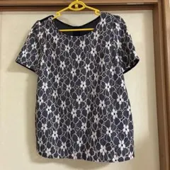 ブラウスのサムネイル