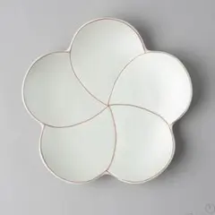 【新品】有田焼　幸楽窯　錦銀彩捻り梅型七寸盛皿　21cm 縁起物
