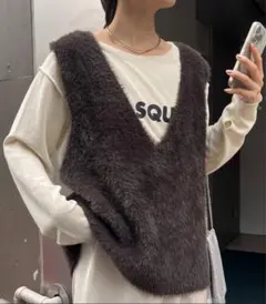 最終値下げ【18時までの購入完了で当日発送】Vネック ニットベスト