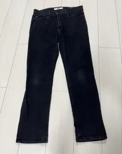 TOMMY HILFIGER ブラックデニムパンツ