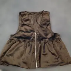 JEANASIS ブラック フリルベスト サイズF