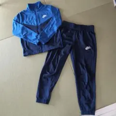 NIKE　キッズ　セットアップ　Sサイズ