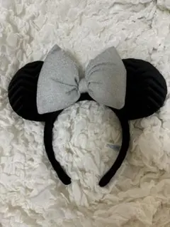 ディズニー カチューシャ 黒シルバー ベロア