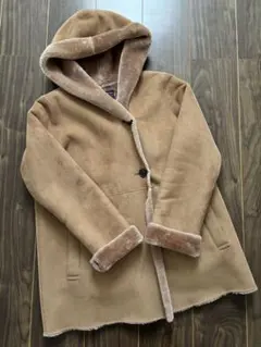 ムートンコート