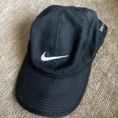 Nike DRI-FIT ブラックキャップ