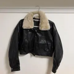 ファー付き黒レザージャケット
