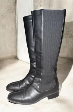 茶革ミディアムブーツ、黒革ロングブーツ ２足