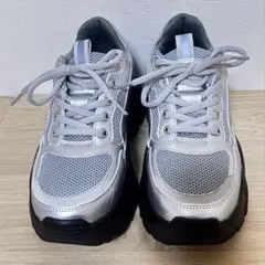 repipi armarioシルバー×黒 厚底スニーカー Sサイズ22cmのサムネイル