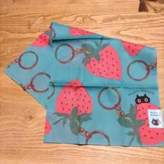 Atsuko Matano ハンカチ　大判ハンカチ　イチゴ　メメ　黒猫　クロネコ