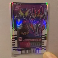 仮面ライダーガッチャード 仮面ライダーキバ ライドケミートレカ