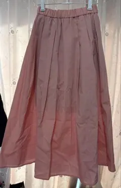 GU フレアデザイン ピンクロングスカート