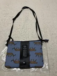 KIU and Bleu Bleut エチケットポーチ