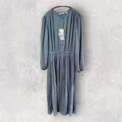 ☆新品！UNIQLO ユニクロ　ジョーゼットプリーツワンピース（長袖）ブルー　L