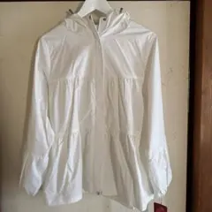 &LOVE ホワイト フード付きジャケット