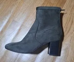 新品・未使用品　レディースブーツLサイズ