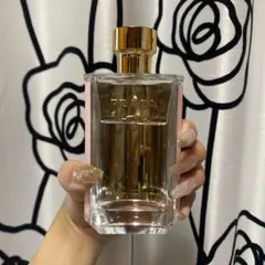 PRADA 女性用香水 三角形ボトル - メルカリ