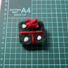 手作り★ブローチ羊毛