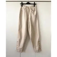 Item thumbnail for item 4713b78d-1cd3-4c28-98f6-7e1f796c24e3