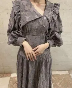 SNIDEL フリルカラーワンピース GRY グレー