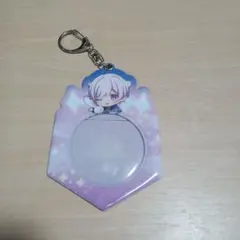 いれいす　初兎　缶バッジカバー