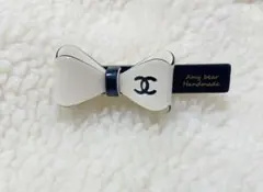 Ｈ1002 リボン型ヘアピン ホワイト ブラック