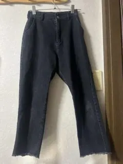 flowerブラック デニムパンツのサムネイル