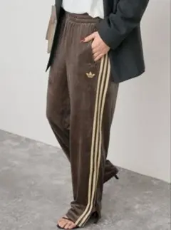 (即日発送)アディダス ファイアーバードベロアダークブラウン トラックパンツ　L