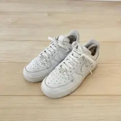 Nike Air Force 1 ホワイトスニーカー