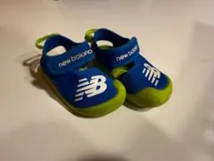 New Balance ベビーサンダル 青と黄　14cm