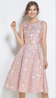 バラ柄ワンピース