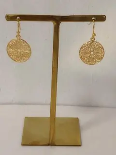 Item thumbnail for item 2fd59b4e-3671-46df-aa3b-3367c9bcc9cc