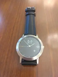 日大芸術学部　NU Art 腕時計